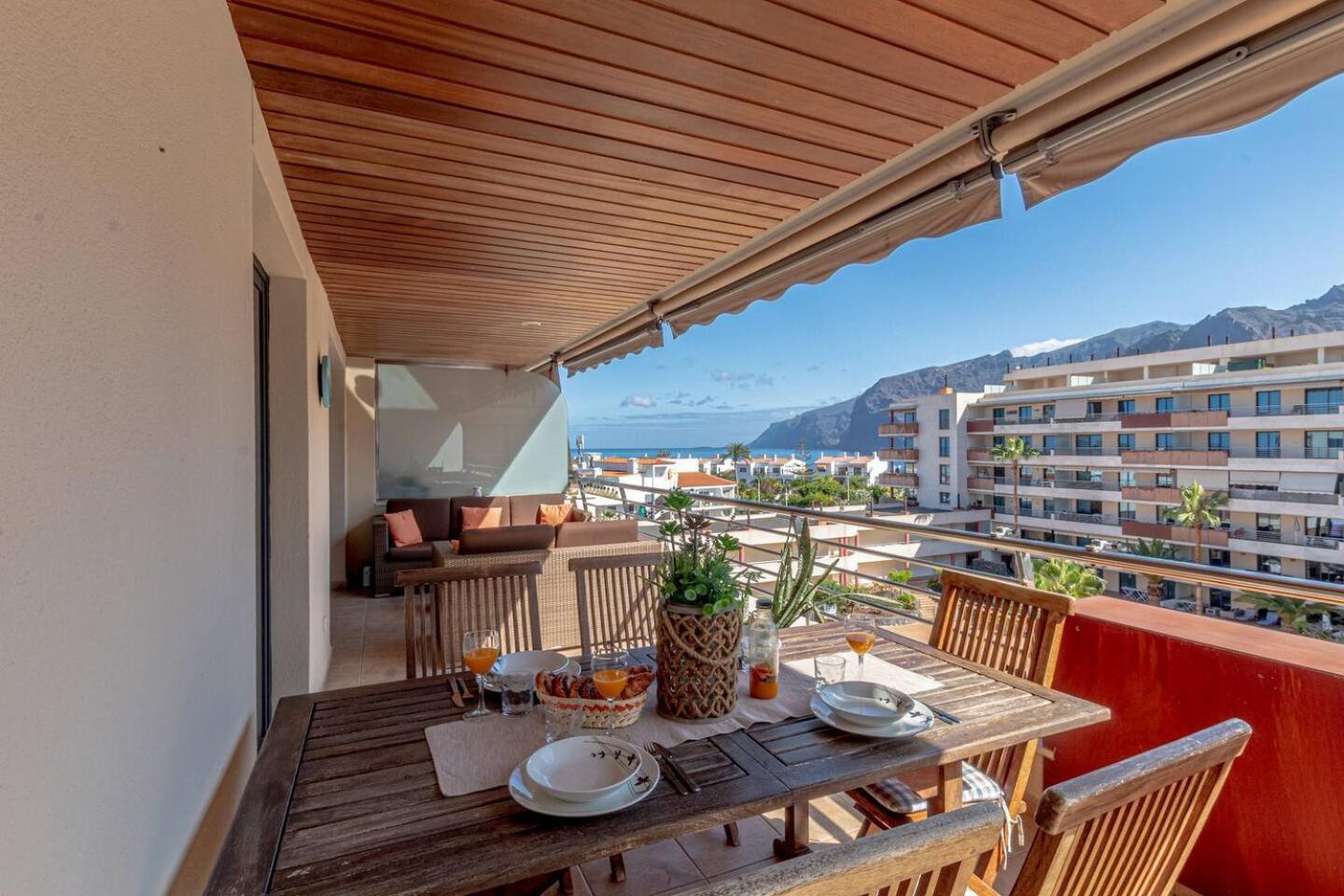 Top Floor Ocean View Apt By Dream Homes Tenerife Puerto de Santiago  Luaran gambar