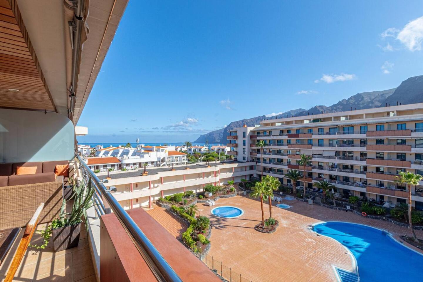 Top Floor Ocean View Apt By Dream Homes Tenerife Puerto de Santiago  Luaran gambar